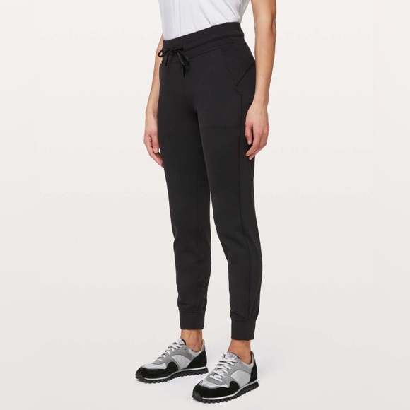 lululemon athletica Pants - SOLD Lululemon Ready To Rulu Pant *29" in Black Size 2